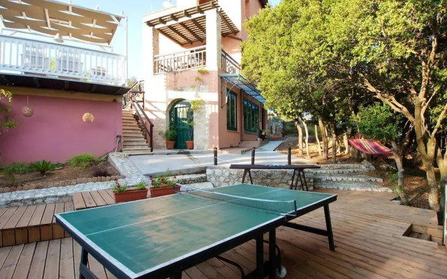 Villa Amvrosia in Armeni