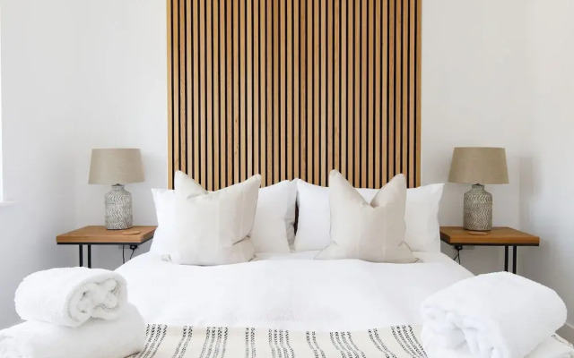 Stylish 2 Bed City Stay