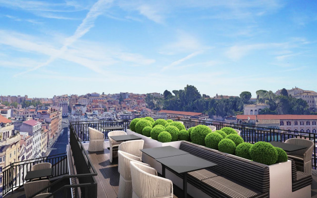 U-Visionary Roma Hotel