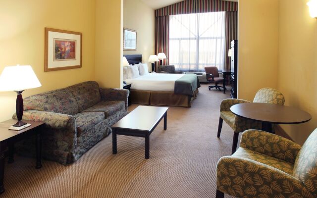 Holiday Inn Express & Suites Shreveport South Park Plaza, an IHG Hotel