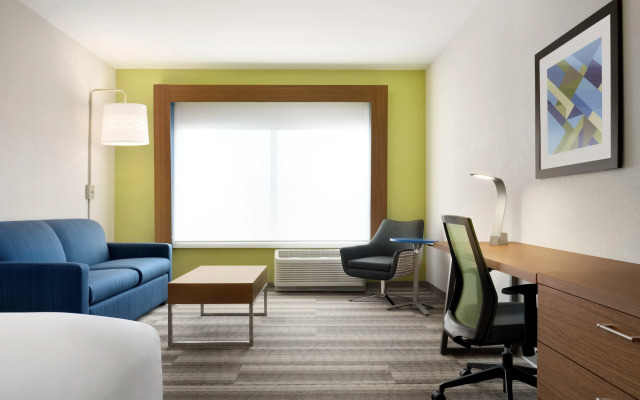 Holiday Inn Express & Suites-Cincinnati South - Wilder by IHG