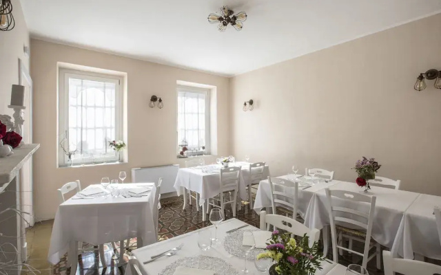 700 Enolocanda