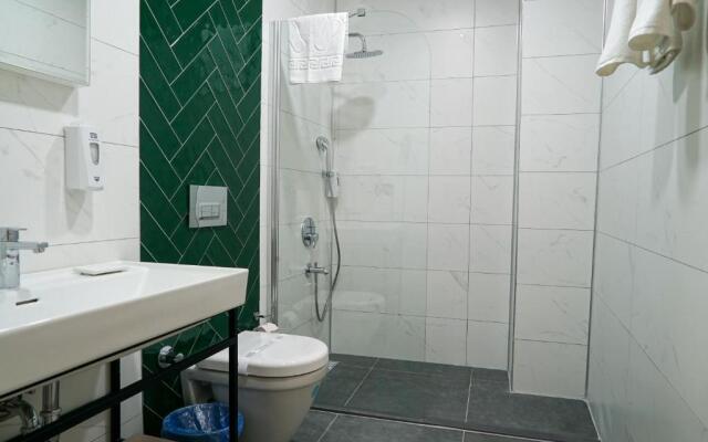 Polek Hotel