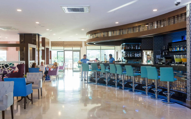 Luna Blanca Resort & Spa - All Inclusive