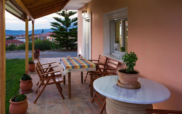 Laconia Domus - Papadianika