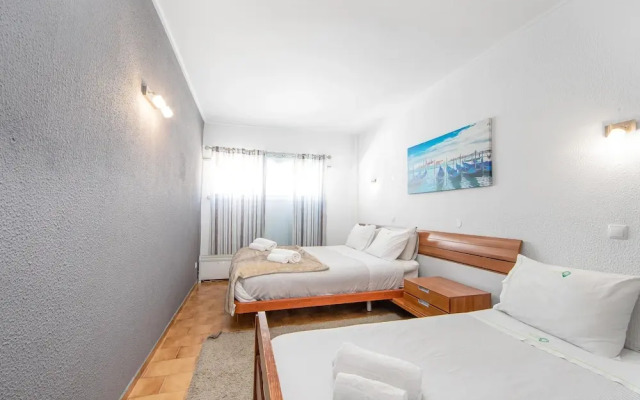 Caparica Beach Apartment by Host-Point