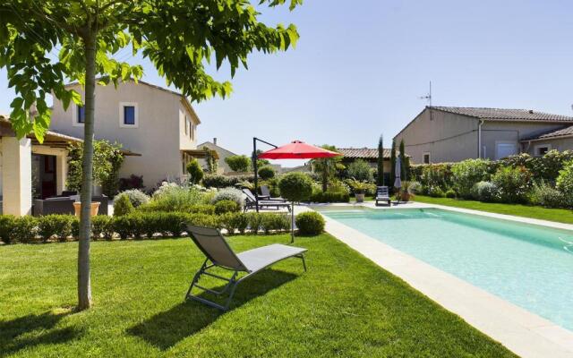 Maison Eygalières, 4 pièces, 6 personnes - FR-1-599-19