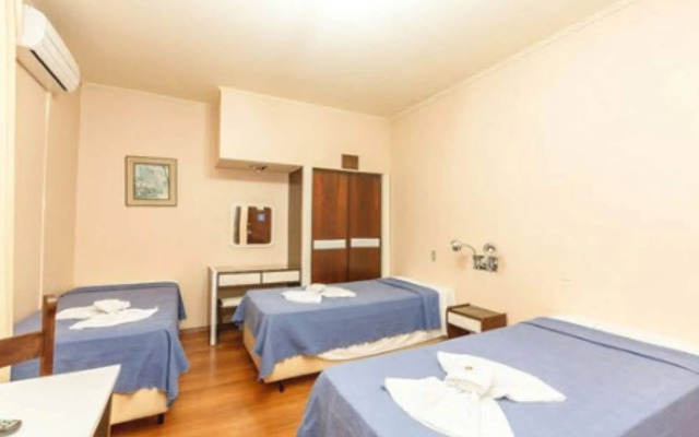 Hotel Letto Caxias