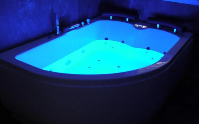 Cozy Rooms - BAÑERA HIDROMASAJE