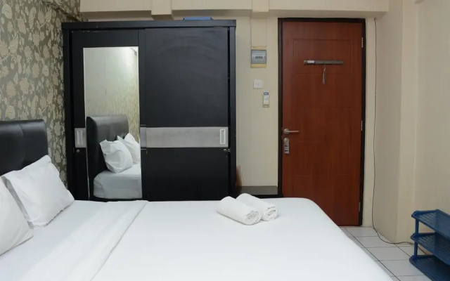Minimalist Studio Room At Kebagusan City Apartment