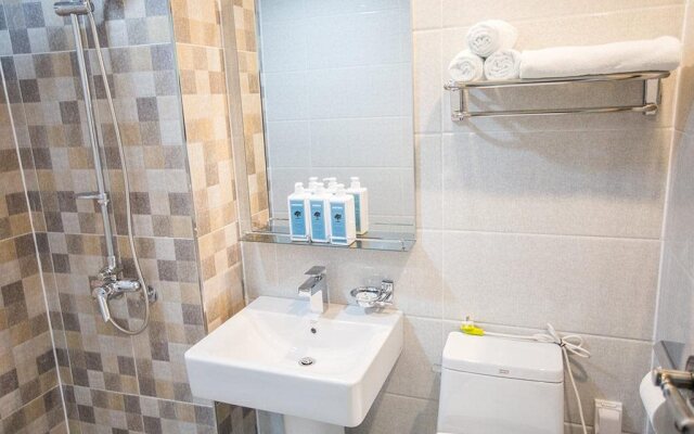 Paulownia Hostel & Guest House