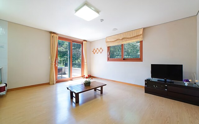 Gapyeong Sky Maru Pension