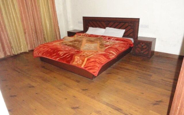 Hotel Japika Inn