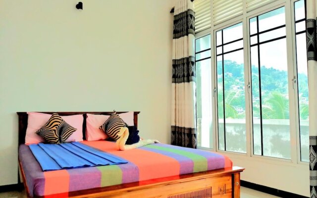 Kandyan Holiday Center