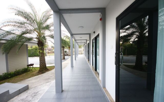 SiriNiran Resort