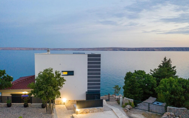 Luxury Villa Solis