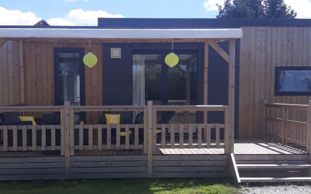 Chalet in Friesland Near Alde Feanen Park