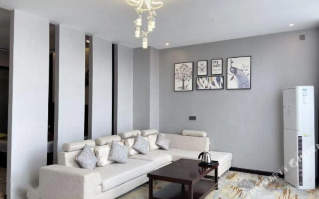 Longcheng Business Hotel