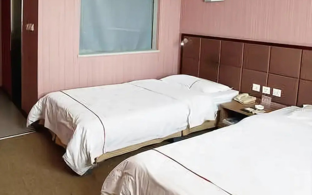 Pai Hotel （Puyang Daqing Road store)