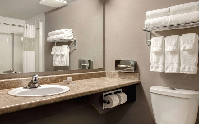 Days Inn by Wyndham Medicine Hat