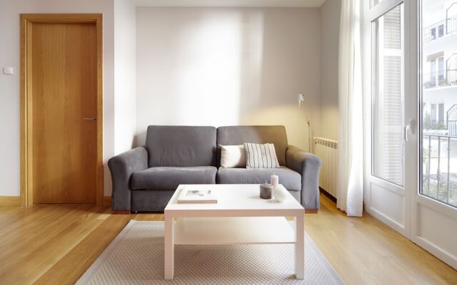 Gros Arena Apartment by FeelFree Rentals