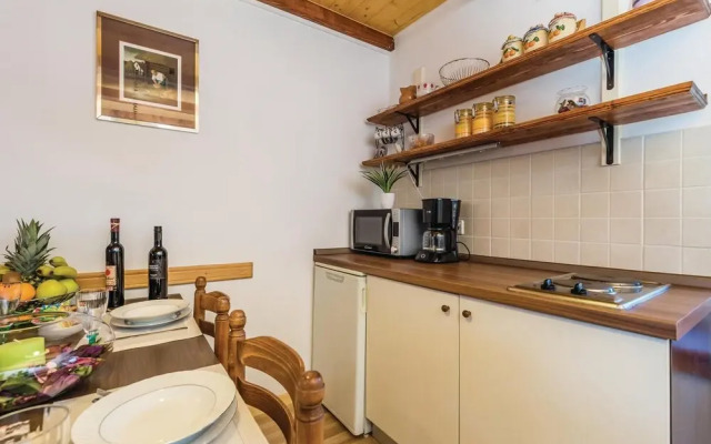 Stunning Home in Fuzine With Wifi and 2 Bedrooms