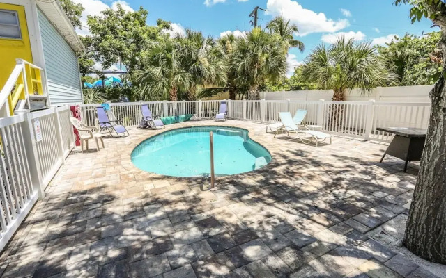 2621 Estero Blvd