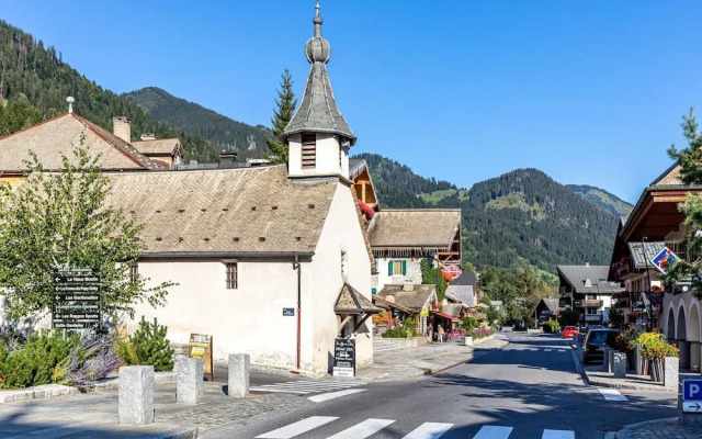 Luxury Apartment in Abondance Near Portes du Soleil