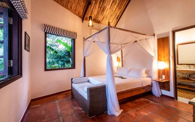 Cassia Cottage Resort and Spa