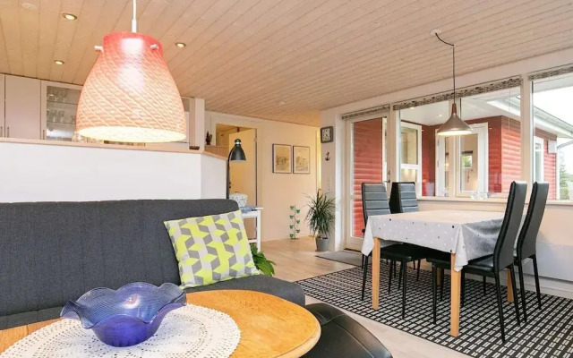 5 Person Holiday Home in Hojslev