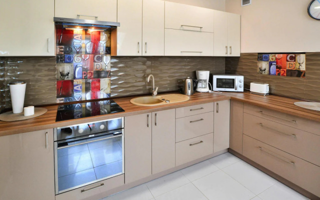 Comfortable Apartment Near the Sea, Darlowko