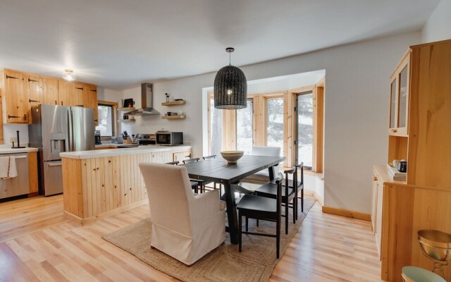 North Lake Hideaway Prime Locale for Outdoor Fun
