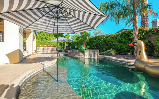 5BR Resort Style Entertainer with Pool, Spa, BBQ