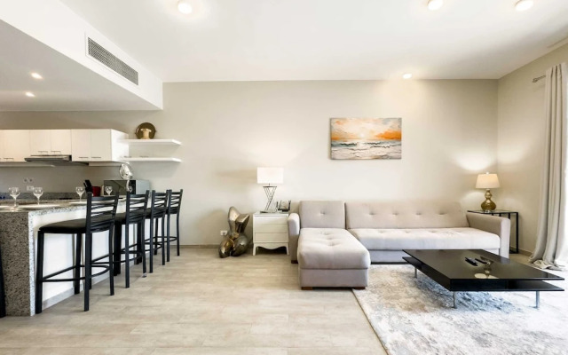 Xuru Stays I Posh & Eclectic 4 BDR Villa @ Fanadir Bay