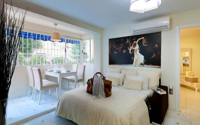 Apartamento Jardín Cerca del Centro