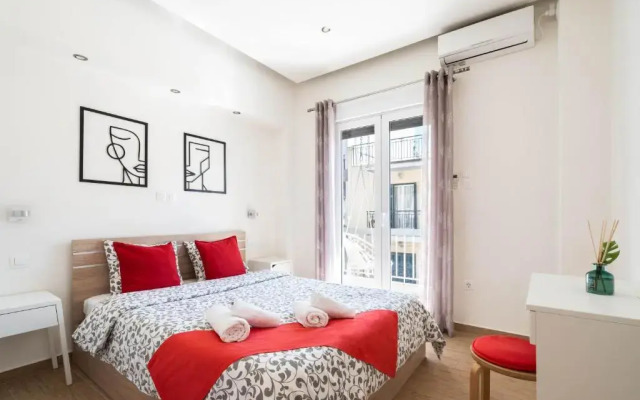 Deluxe Apartment near Acropolis