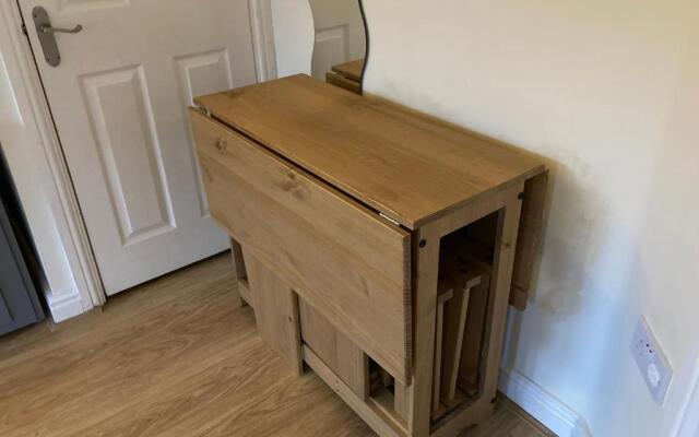 CV225AA Ground-Floor Flat Near Rugby School Self Check-in