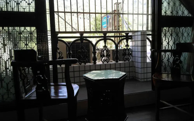 Coffee Street Homestay