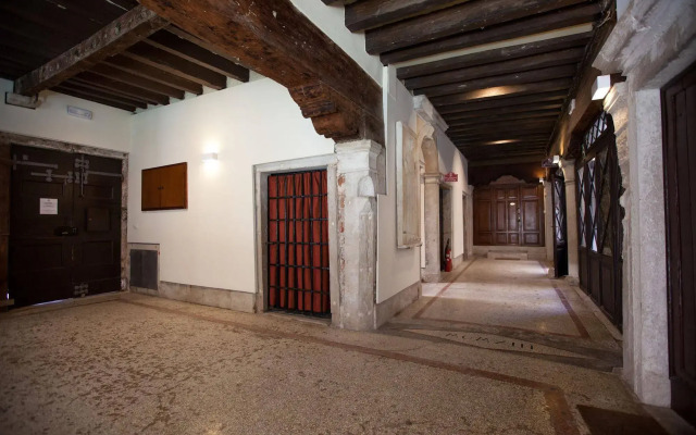 Ca' Foscolo Residence