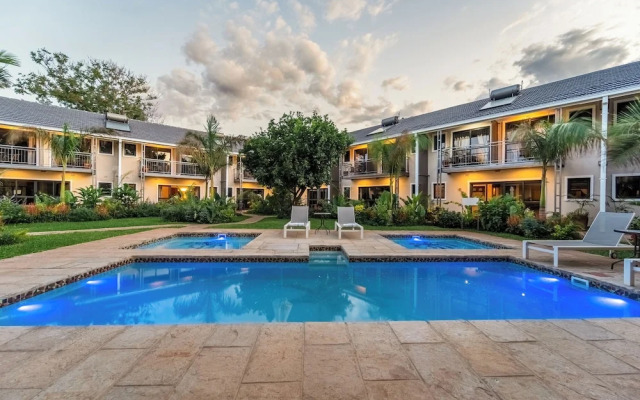 Victoria Falls Oasis Hotel