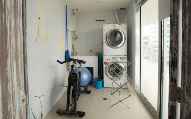 Condominio frente al mar  Morros Epic.