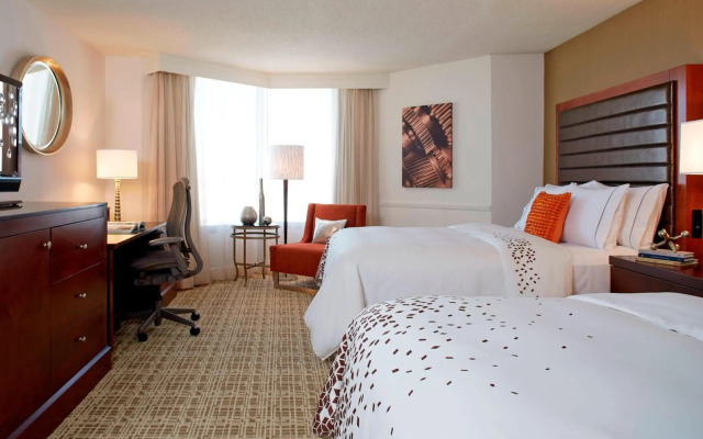 Renaissance St. Louis Airport Hotel