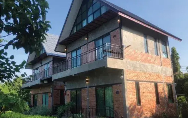 Parichat house