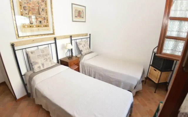 Scenic Holiday Home in Pescaglia With Swimming Pool