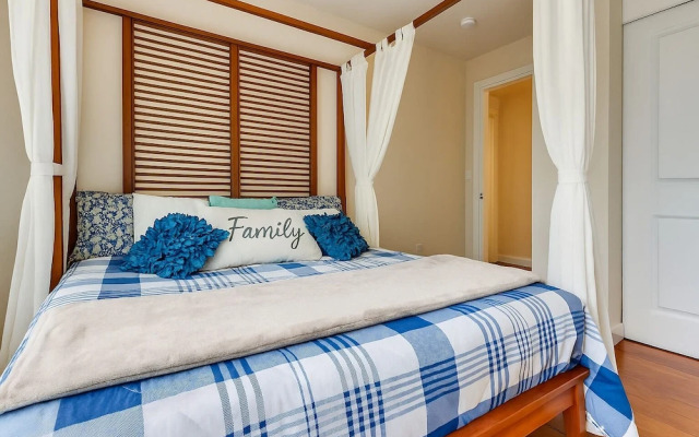 The Grand North Seattle Family Home