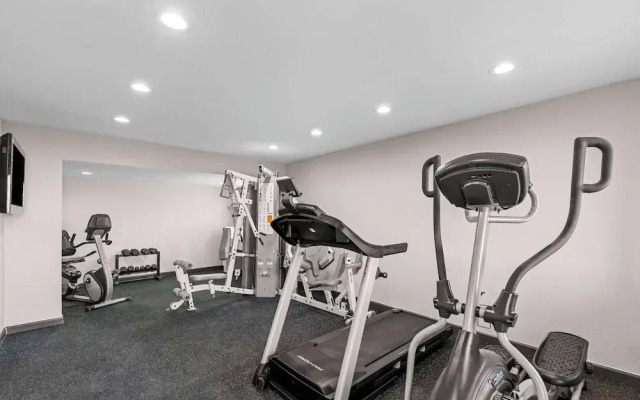 Days Inn by Wyndham Gainesville