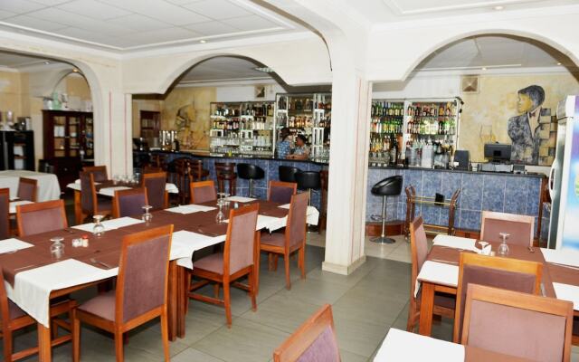 CIKA Golden Hotel and Suites