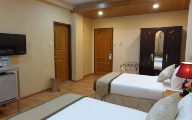 Royal Khattar Hotel