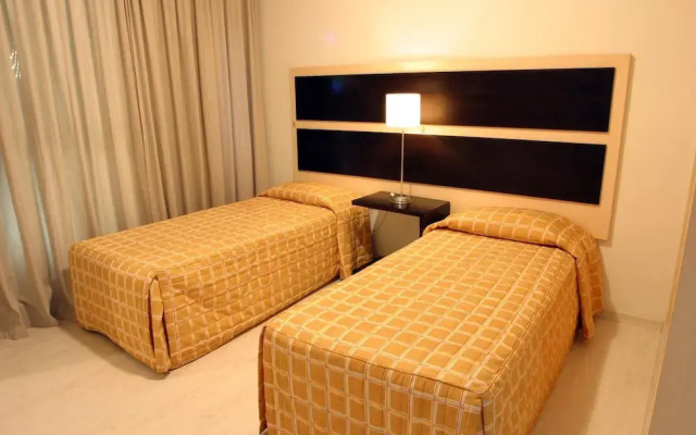 Lagoa Serena Flat Hotel