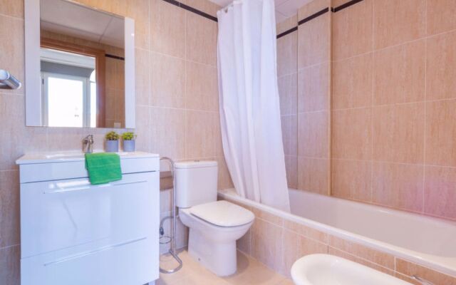 House Mestral L'Ampolla